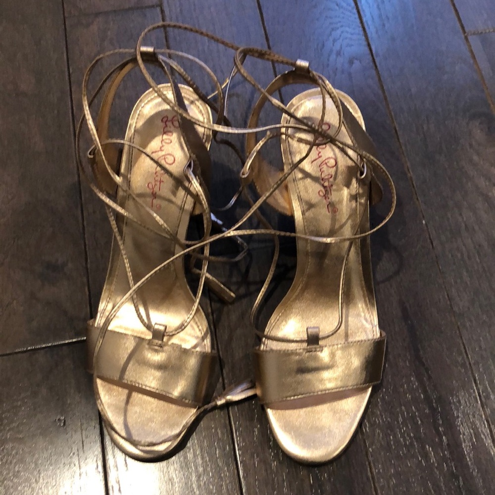 Lilly Pulitzer gold Aria wedge